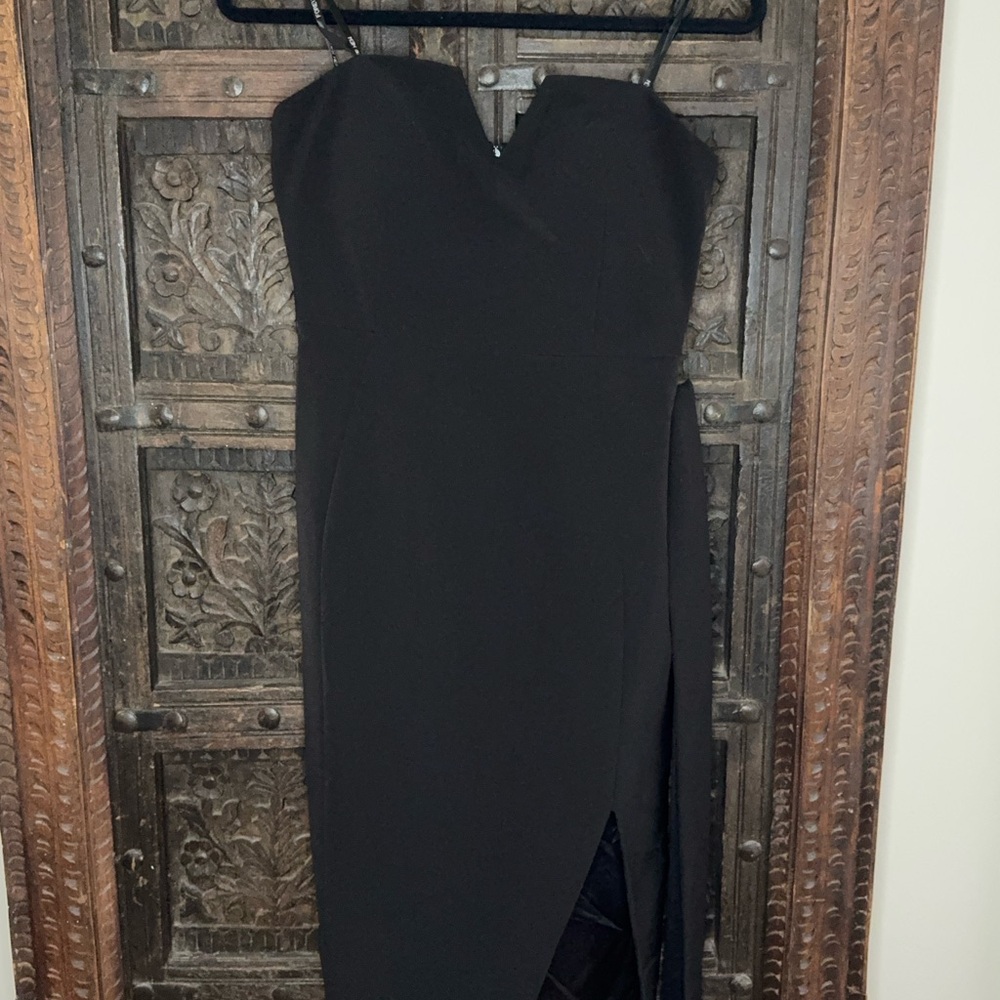 Forever New Elegant Black Dress
